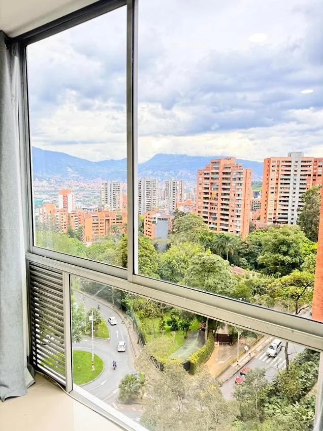 Suite Con Vista Privilegiada En El Poblado Medellin